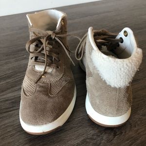 Cole Haan Women’s Grandpro Faux Fur HiTop size 7.5